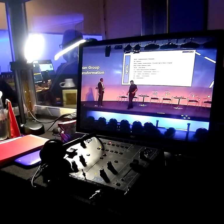 Cabine de Tradução Simultânea