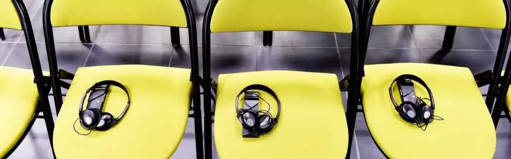 Equipamentos tradução simultânea